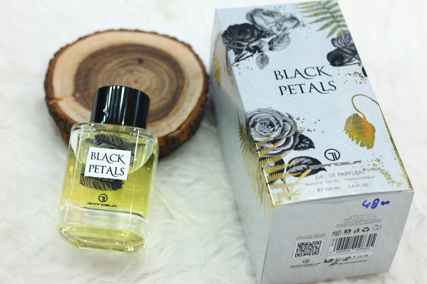Black Petals - A Captivating Fragrance