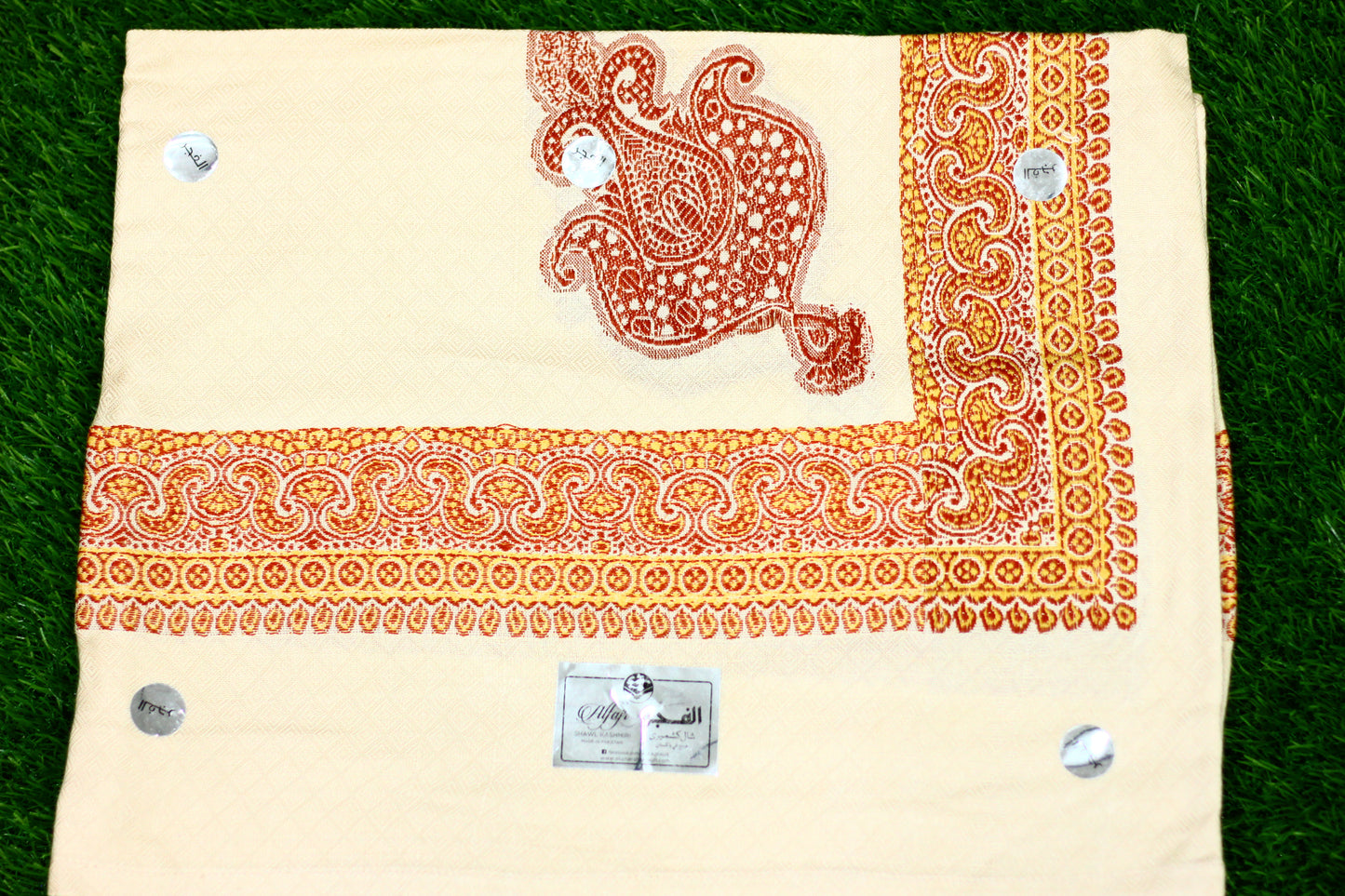 Omani Romal - A Traditional Wear