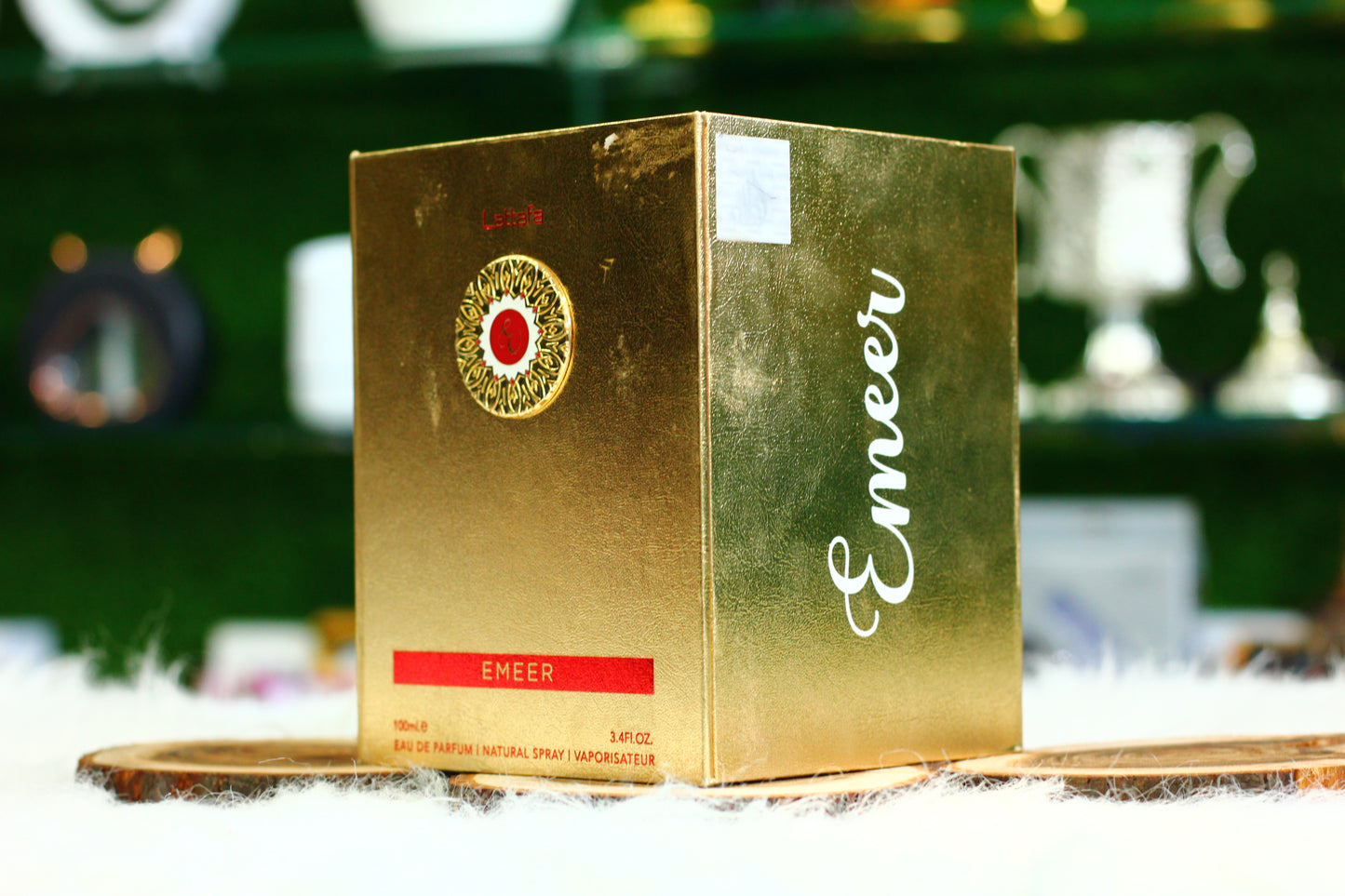 Lattafa Emeer Perfume - A Majestic Fragrance for the Modern Man
