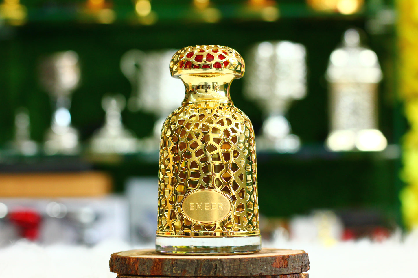 Lattafa Emeer Perfume - A Majestic Fragrance for the Modern Man