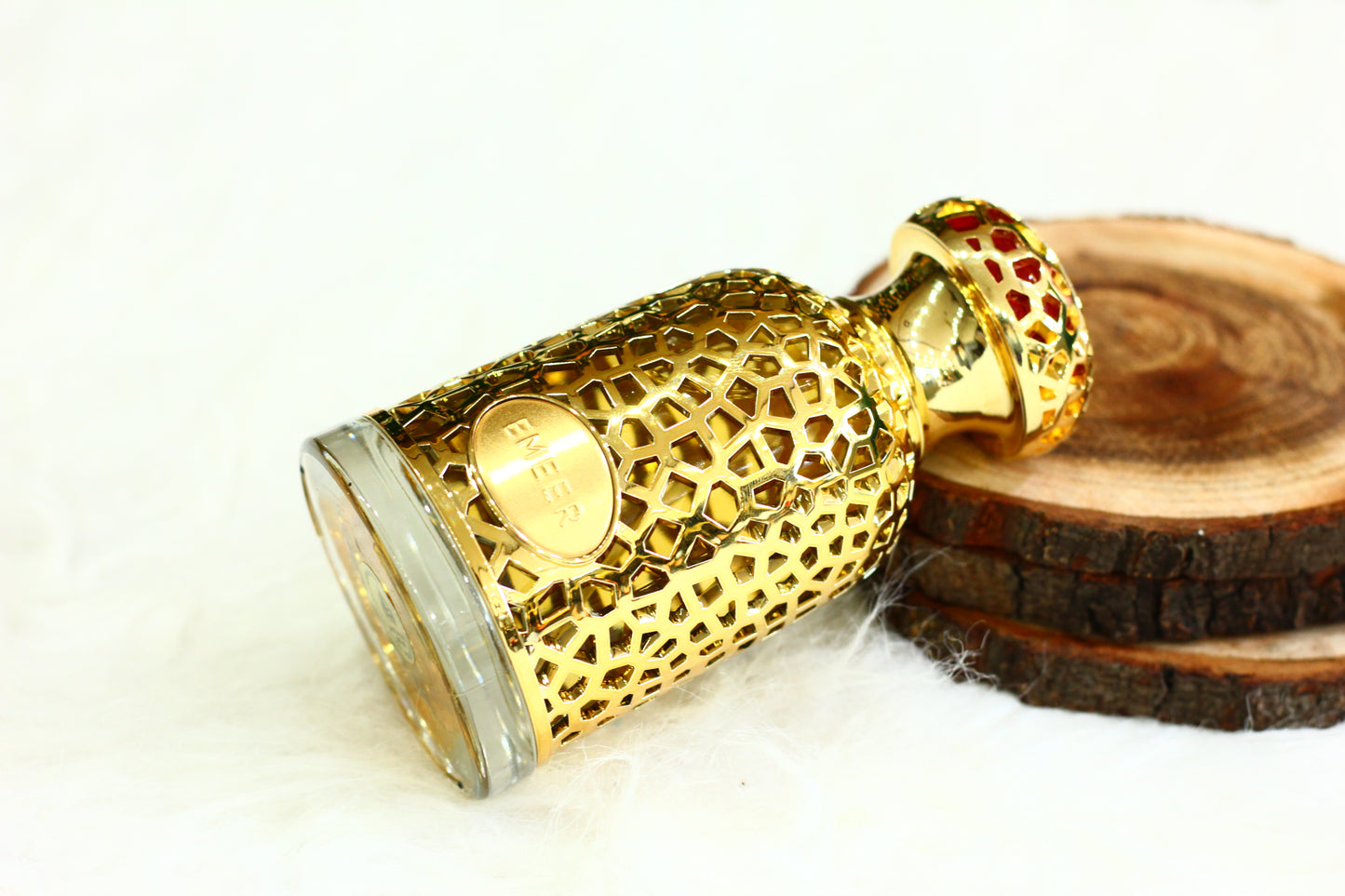 Lattafa Emeer Perfume - A Majestic Fragrance for the Modern Man