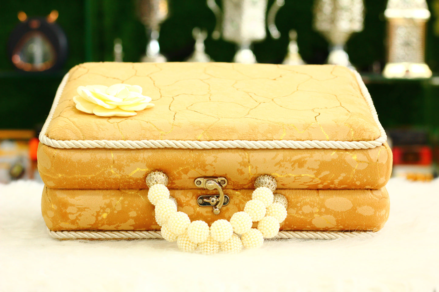 Skin Lightning Print Briefcase Box Quran - A Unique and Elegant Way to Carry Your Faith