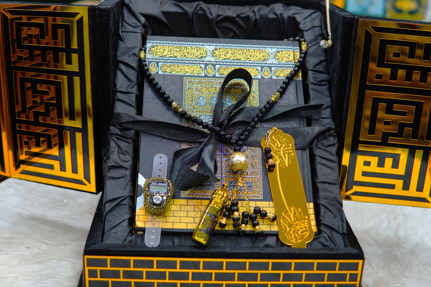 Ghilaf-e-Kabaa Kiswah luxury Quran & jayenamaz Set KBA112
