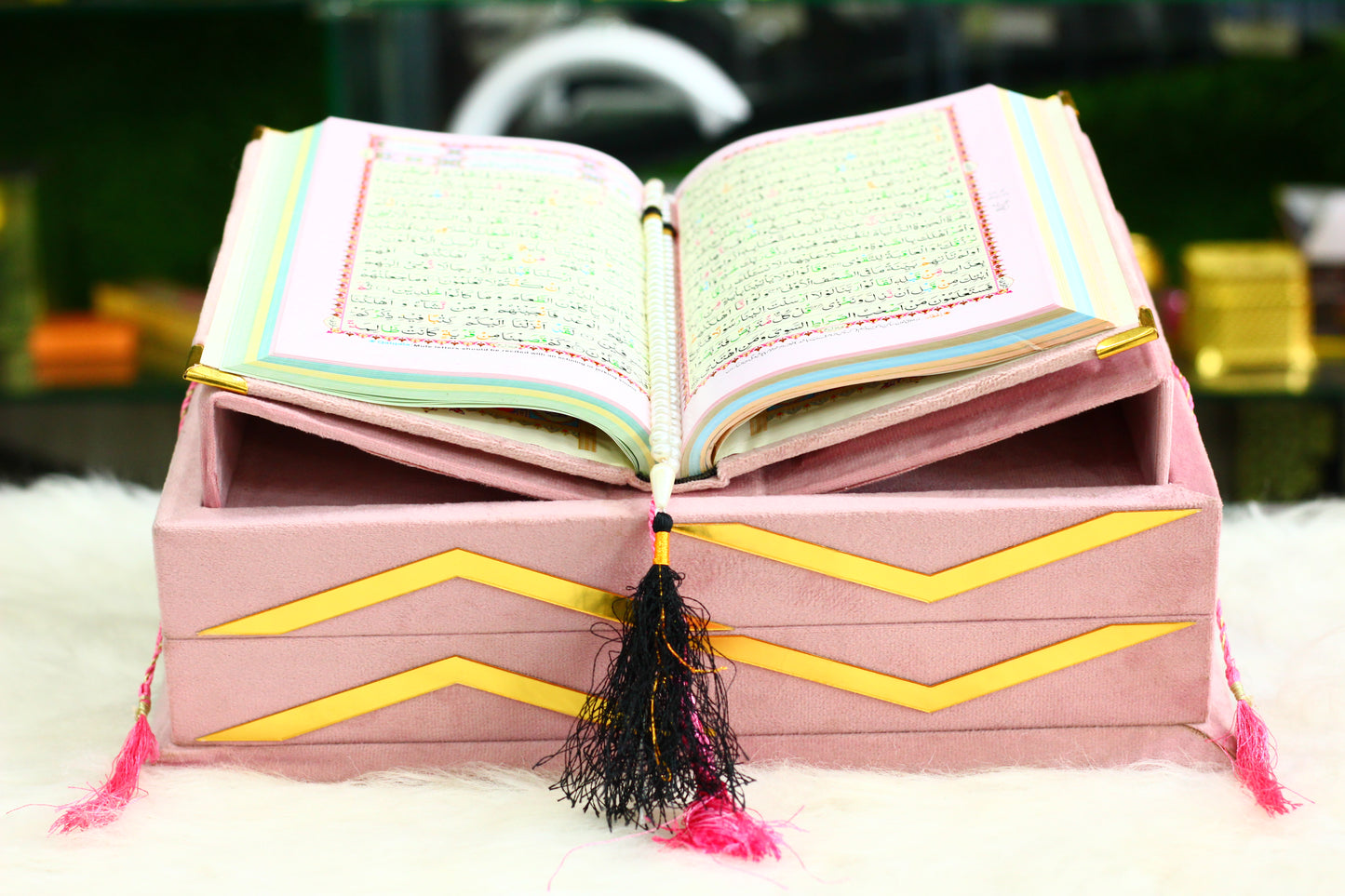 Pink Velvet Quran with Velvet Box - Royal Edition